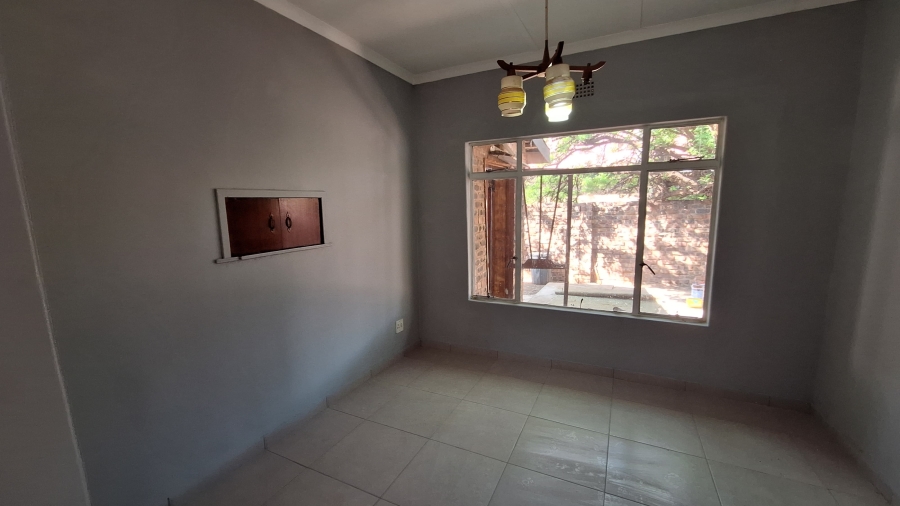 4 Bedroom Property for Sale in Riebeeckstad Free State